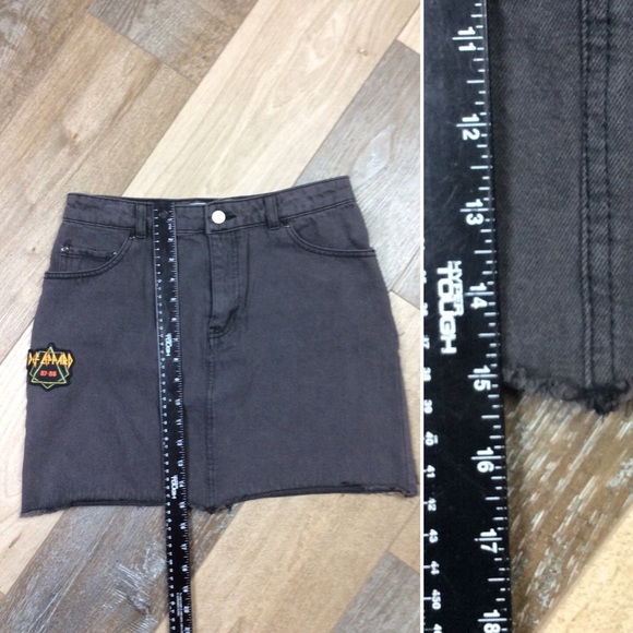 Def Leppard Skirt Size 7 Gray Junkfood Girls - Picture 4 of 6